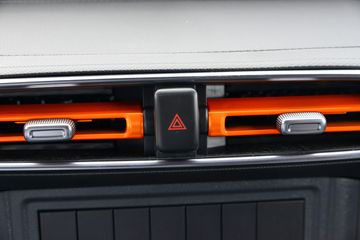 ���������T7 1.6L���� 122���� ����5�� Һɲ 3.2�׵�����ʽ΢��ͼƬ