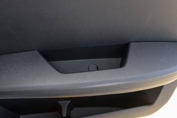 �����ͼ 1.6L���� 122���� 5�� 2.71��˫������΢��(��̥)ͼƬ
