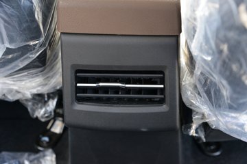 �����ͼ 1.6L���� 122���� 5�� 2.71��˫������΢��(��̥)ͼƬ
