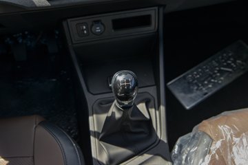 �����ͼ 1.6L���� 122���� 5�� 2.71��˫������΢��(��̥)ͼƬ