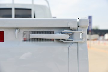 �����ͼ 1.6L���� 122���� 5�� 2.71��˫������΢��(��̥)ͼƬ