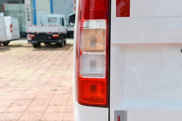 ���R5���˰� 2026�� ���г���泬Խ�͢� 2�� ���綯��ջ��� �ӷ�58.24kWhͼƬ