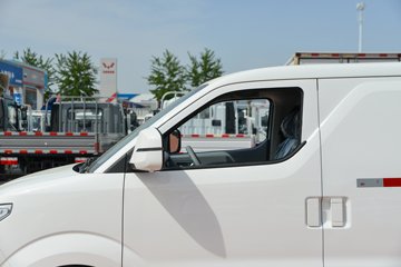 ���R5���˰� 2026�� ���г���泬Խ�͢� 2�� ���綯��ջ��� �ӷ�58.24kWhͼƬ
