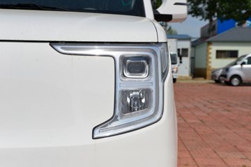 ���R5���˰� 2026�� ���г���泬Խ�͢� 2�� ���綯��ջ��� �ӷ�58.24kWhͼƬ
