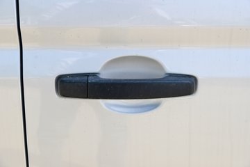 ����С�� ����ţ�� 2026����� 1.6L���� 122���� Һɲ 2.545��˫������΢��ͼƬ