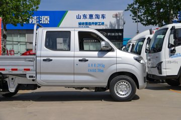 ����С�� ����ţ�� 2026����� 1.6L���� 122���� Һɲ 2.545��˫������΢��ͼƬ