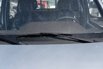 ����С�� ����ţ�� 2026����� 1.6L���� 122���� Һɲ 2.545��˫������΢��ͼƬ