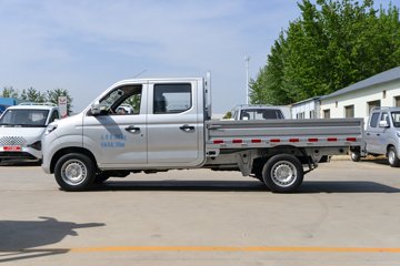 ����С�� ����ţ�� 2026����� 1.6L���� 122���� Һɲ 2.545��˫������΢��ͼƬ