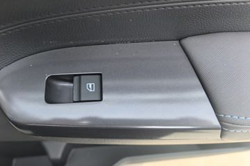 �����������EL-Plus ��ɲ 4.14�׵��Ŵ��綯��ʽ�Ῠ ����ʱ��165kWhͼƬ