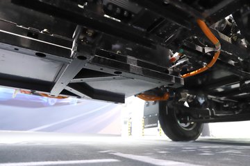 ���桤��EH Pro ���� ��ɲ 4.18�׵��Ŵ��綯��ʽ�Ῠ ����131.98kWhͼƬ