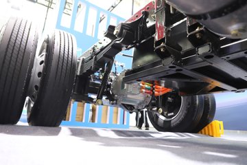 ���桤��EH Pro ���� ��ɲ 4.18�׵��Ŵ��綯��ʽ�Ῠ ����131.98kWhͼƬ