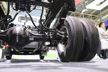 ���桤��EH Pro ���� ��ɲ 4.18�׵��Ŵ��綯��ʽ�Ῠ ����131.98kWhͼƬ