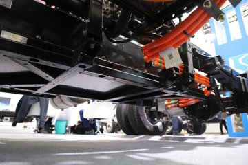 ���桤��EH Pro ���� ��ɲ 4.18�׵��Ŵ��綯��ʽ�Ῠ ����131.98kWhͼƬ