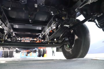 ���桤��EH Pro ���� ��ɲ 4.18�׵��Ŵ��綯��ʽ�Ῠ ����131.98kWhͼƬ