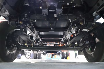 ���桤��EH Pro ���� ��ɲ 4.18�׵��Ŵ��綯��ʽ�Ῠ ����131.98kWhͼƬ