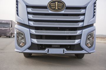 ���J6V �캽�� 380���� 4X2 10�� 6.8����س�ͼƬ