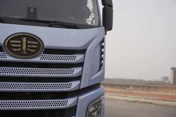 ���J6V �캽�� 380���� 4X2 10�� 6.8����س�ͼƬ