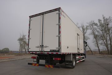 ���J6V �캽�� 380���� 4X2 10�� 6.8����س�ͼƬ