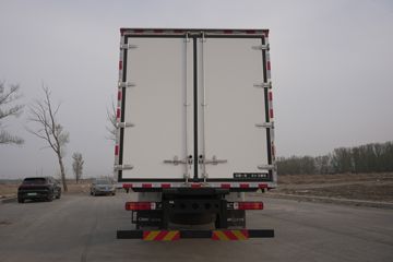 ���J6V �캽�� 380���� 4X2 10�� 6.8����س�ͼƬ