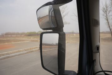 ���J6V �캽�� 380���� 4X2 10�� 6.8����س�ͼƬ