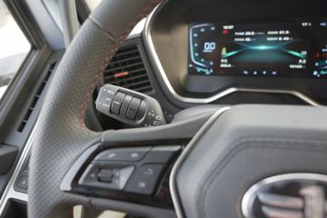 ���J6V �캽�� 380���� 4X2 10�� 6.8����س�ͼƬ