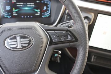 ���J6V �캽�� 380���� 4X2 10�� 6.8����س�ͼƬ