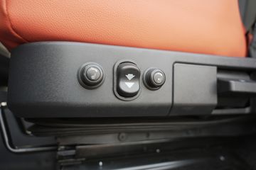���J6V �캽�� 380���� 4X2 10�� 6.8����س�ͼƬ
