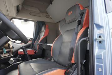 ���J6V �캽�� 380���� 4X2 10�� 6.8����س�ͼƬ