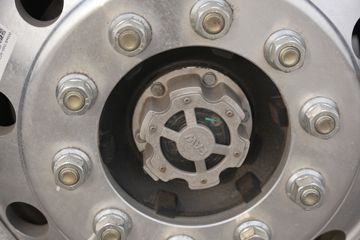 ���J6V �캽�� 380���� 4X2 10�� 6.8����س�ͼƬ
