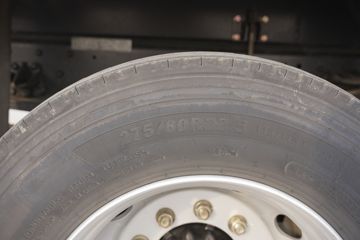 ���J6V �캽�� 380���� 4X2 10�� 6.8����س�ͼƬ