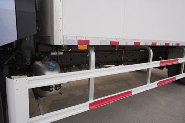 ���J6V �캽�� 380���� 4X2 10�� 6.8����س�ͼƬ