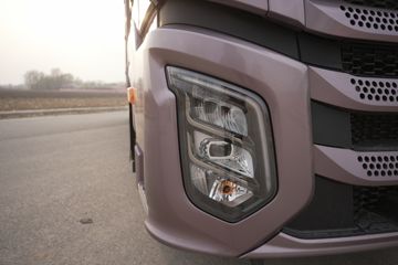һ�����J6V ��Ӣ�� 7.8L���� 320���� 4X2 һ�����8�� 9.6����ʽ�ػ���ͼƬ