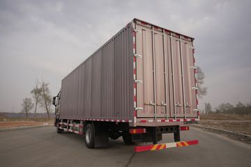 һ�����J6V ��Ӣ�� 7.8L���� 320���� 4X2 һ�����8�� 9.6����ʽ�ػ���ͼƬ