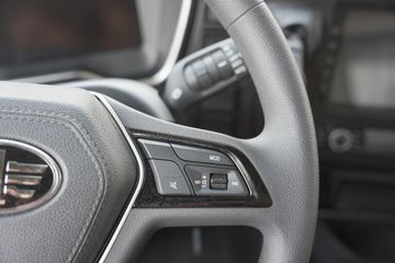 ���J6V Pro ��Ӣ�� 7.8L���� 320���� 4X2 һ�����8�� 9.6����ʽ�ػ���ͼƬ