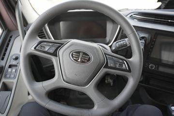 ���J6V Pro ��Ӣ�� 7.8L���� 320���� 4X2 һ�����8�� 9.6����ʽ�ػ���ͼƬ