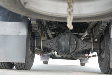 ���J6V Pro ��Ӣ�� 7.8L���� 320���� 4X2 һ�����8�� 9.6����ʽ�ػ���ͼƬ