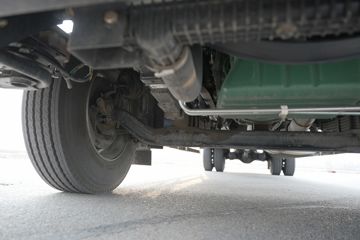 ���J6V Pro ��Ӣ�� 7.8L���� 320���� 4X2 һ�����8�� 9.6����ʽ�ػ���ͼƬ