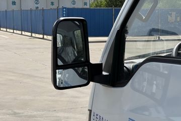 ����;��T5E Һɲ 4.03�׵��Ŵ��綯����΢�� �д��º�56.67kWhͼƬ