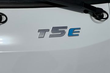 ����;��T5E Һɲ 4.03�׵��Ŵ��綯����΢�� �д��º�56.67kWhͼƬ