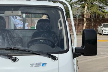 ����;��T5E Һɲ 4.03�׵��Ŵ��綯����΢�� �д��º�56.67kWhͼƬ