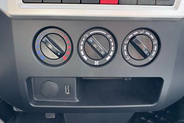 ����;��T5E Һɲ 4.03�׵��Ŵ��綯����΢�� �д��º�56.67kWhͼƬ
