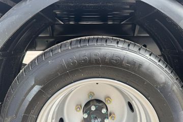 ����;��T5E Һɲ 4.03�׵��Ŵ��綯����΢�� �д��º�56.67kWhͼƬ