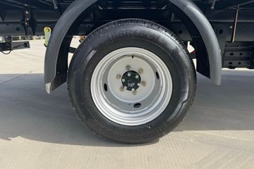 ����;��T5E Һɲ 4.03�׵��Ŵ��綯����΢�� �д��º�56.67kWhͼƬ