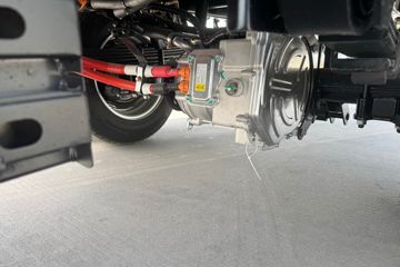 ����;��T5E Һɲ 4.03�׵��Ŵ��綯����΢�� �д��º�56.67kWhͼƬ