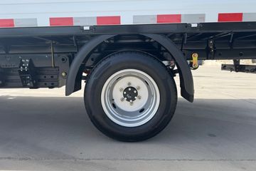 ����;��T5E Һɲ 4.03�׵��Ŵ��綯����΢�� �д��º�56.67kWhͼƬ