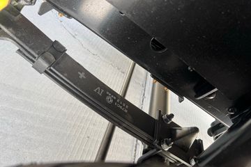 ����;��T5E Һɲ 4.03�׵��Ŵ��綯����΢�� �д��º�56.67kWhͼƬ