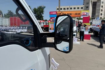 ����;��T9E Һɲ 4.005�׵��Ŵ��綯����΢�� �д��º�62kWhͼƬ