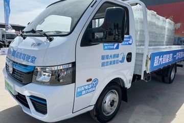 ����;��T9E Һɲ 4.005�׵��Ŵ��綯����΢�� �д��º�62kWhͼƬ