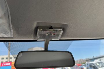 ����;��T9E Һɲ 4.005�׵��Ŵ��綯����΢�� �д��º�62kWhͼƬ