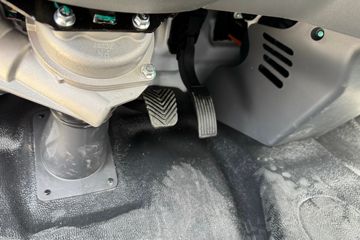 ����;��T9E Һɲ 4.005�׵��Ŵ��綯����΢�� �д��º�62kWhͼƬ